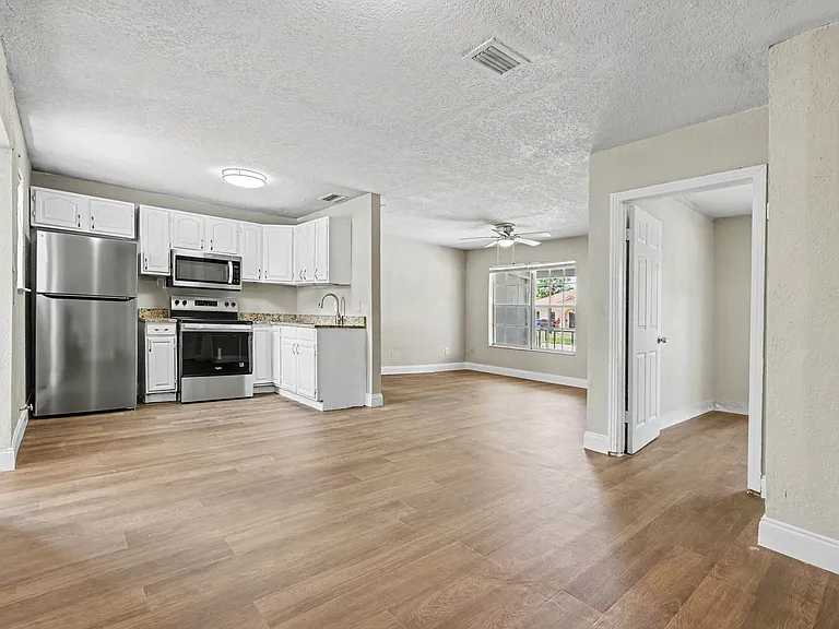 5105 N Rohn Ave #5105 — Photo 16