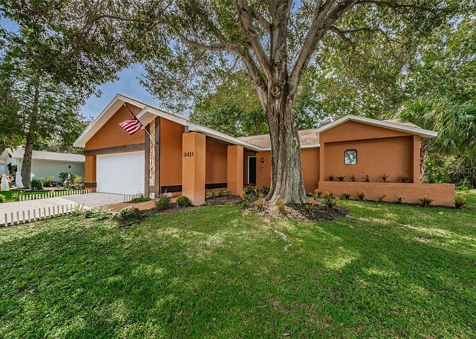 1st image of 3411 Briarwood Ln