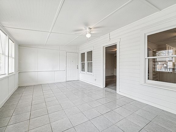 Flex Room (other direction)