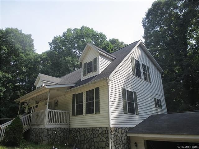 2nd image of 143 Bradford Ln