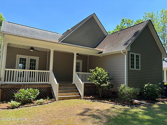 5th image of 328 Lakemere Drive
