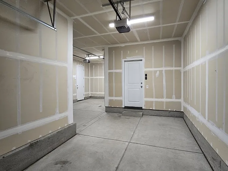 4324 Vineyard Dr — Photo 28