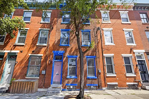 4051 Ludlow St Photo 1