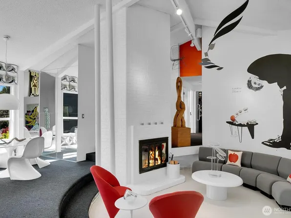 4151 40th Avenue SW, Seattle, WA 98116