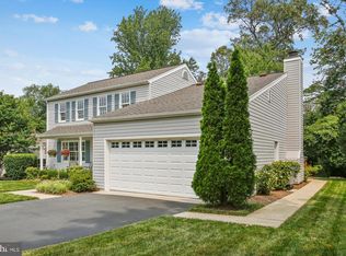 2027 Freedom Ln, Falls Church, VA 22043