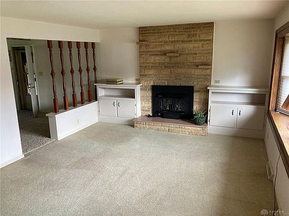 3rd image of 908 Luray Dr