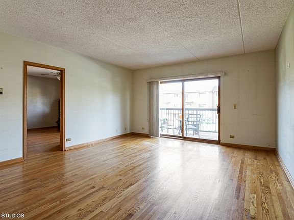 2nd image of 1227 Brown St APT 201