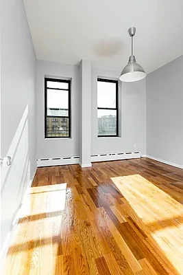Rented by Bold New York | media 7