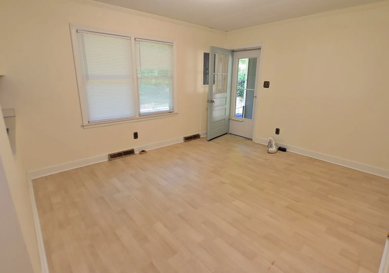 625 Powell Drive — Photo 4