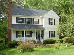 844 Fieldhaven Dr, Charlottesville, VA 22903