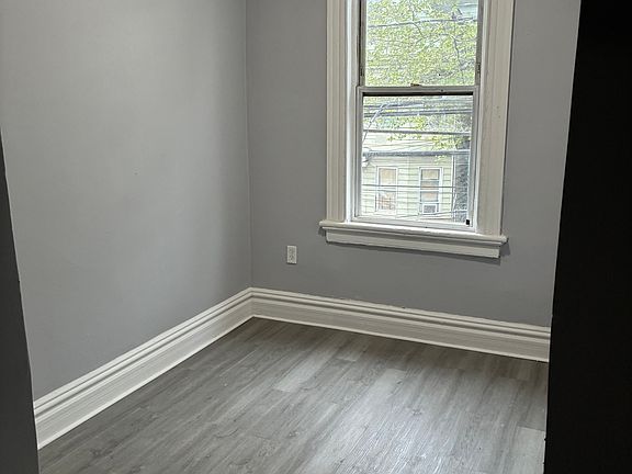 4th image of 49 Hawkins St #1