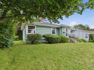 3 Guysborough Ave, Halifax, NS B2W 1S4