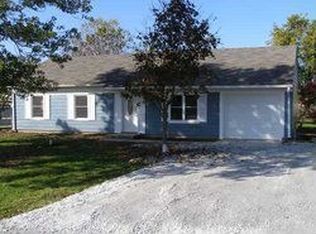 1524 N Blue Rd, Greenfield, IN 46140