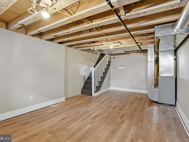3185 Agate St — Photo 23