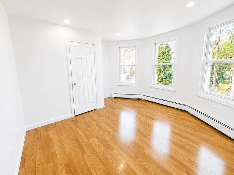 36 Mary St #2 — Photo 5