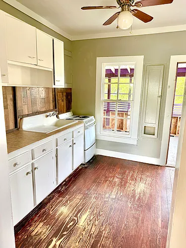 1916 Avenue P #3 Photo 1