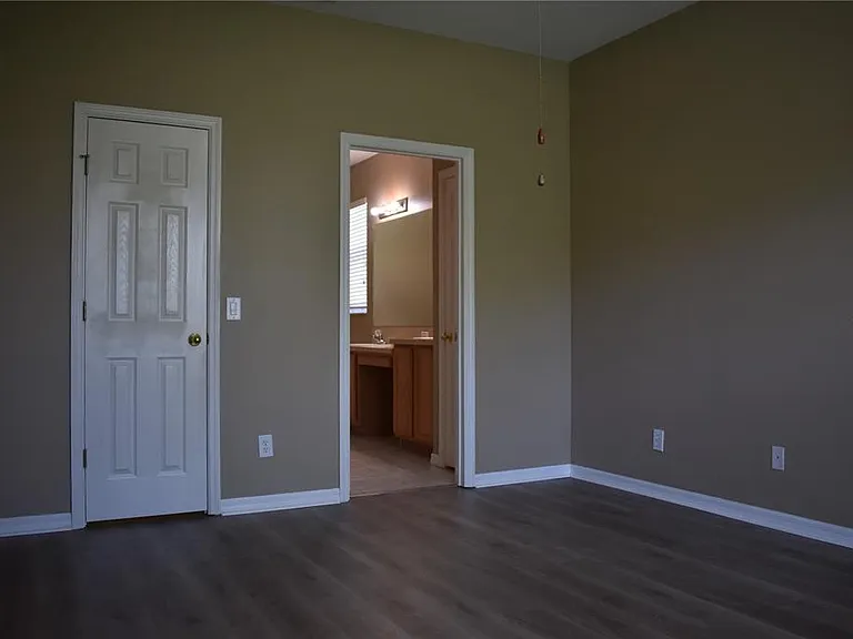 644 Chesney Dr — Photo 10
