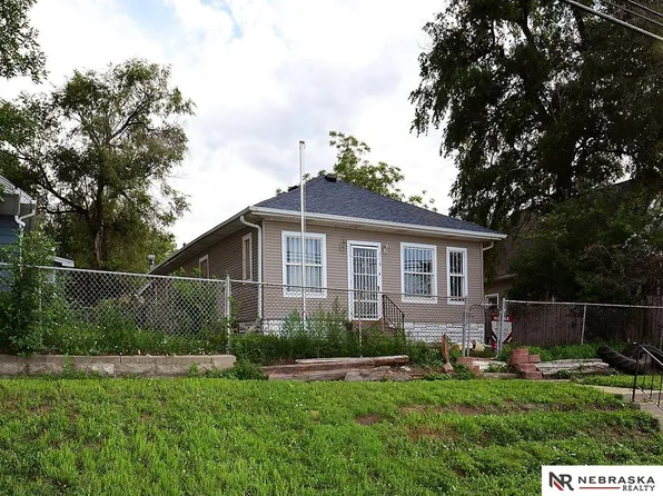 718 W P St, Lincoln, NE 68528