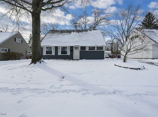 1612 Hanover St, Cuyahoga Falls, OH 44221