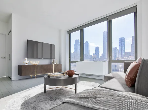 3 West 36th Street image 1 of 9