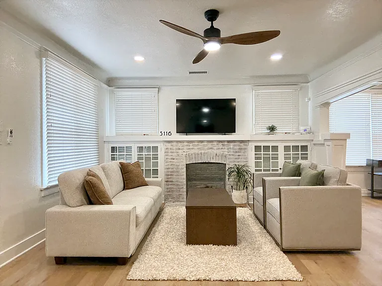 5116 Monte Vista St — Photo 2
