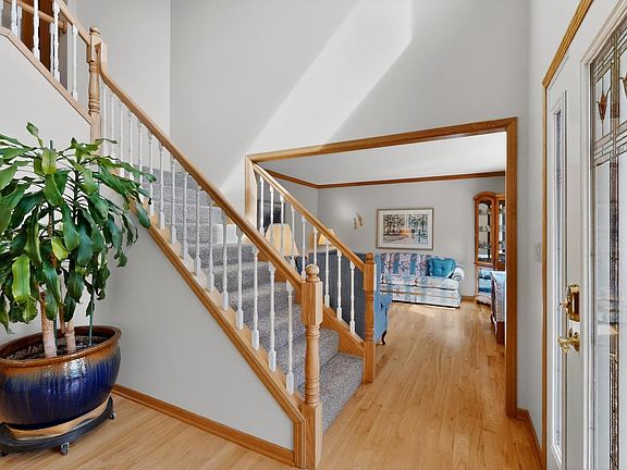3rd image of 1851 20th Ave NE