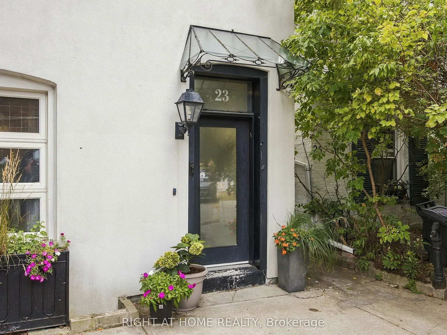 3 bed, $6,450 — Photo 2