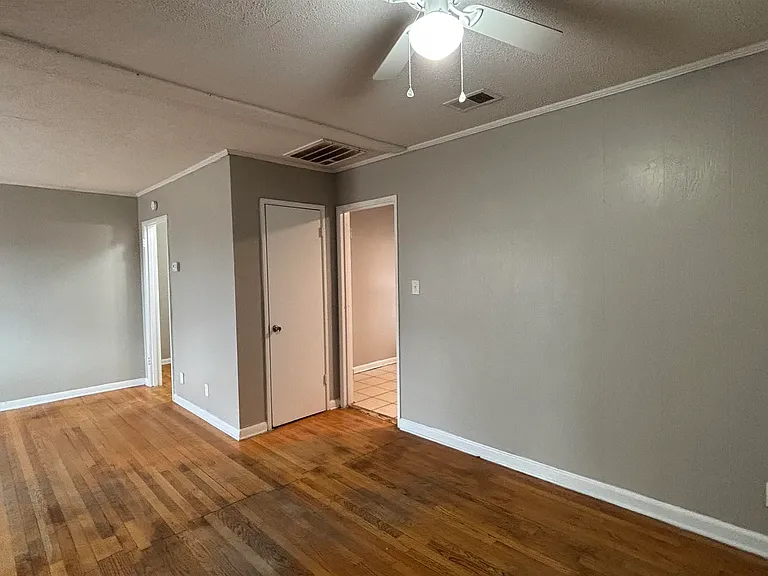 5022 Byron Rd — Photo 5