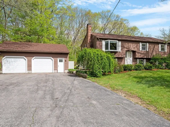 110 Mill St, Franklin, MA 02038