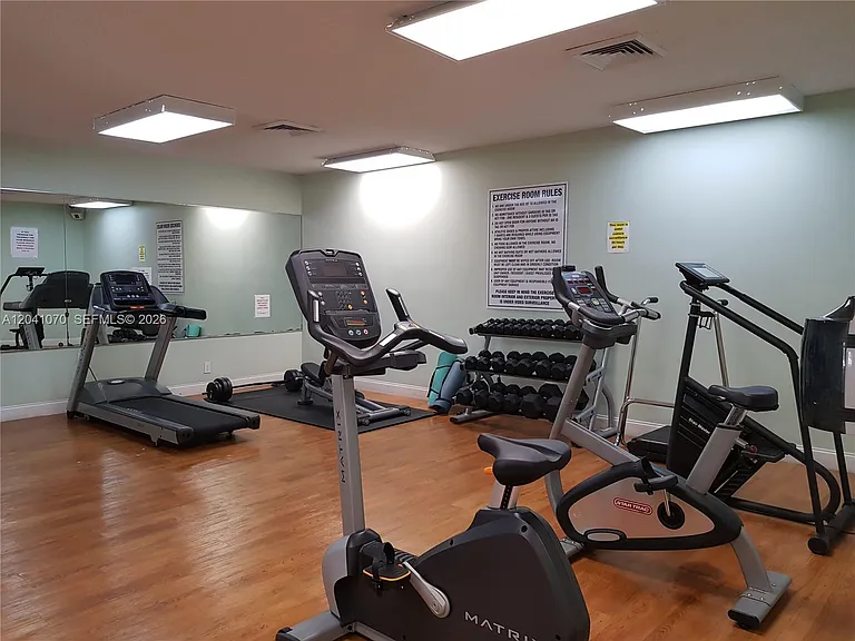 703 Gardens Dr #102 — Photo 28