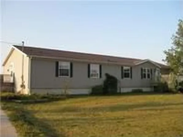 7386 Vienna Rd, Otisville, MI 48463