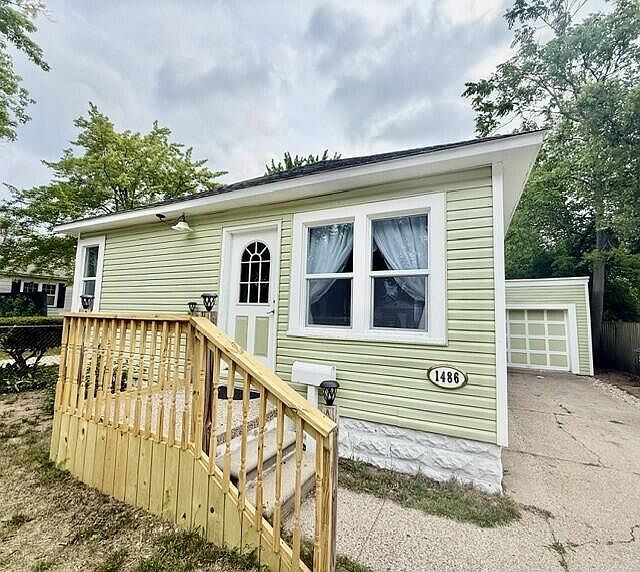 1st image of 1486 Winters St