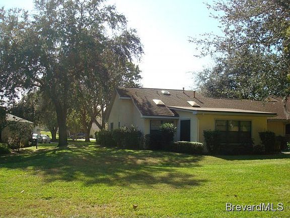 3rd image of 3557 E Muirfield Dr