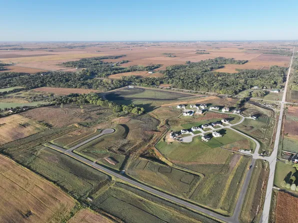 50283 Prairie Point Ct, Ames, IA 50014