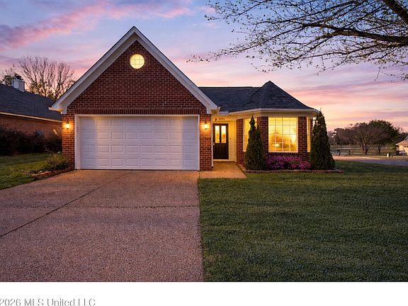 3rd image of 9438 Huron Dr