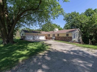 9711 106th Ave W, Taylor Ridge, IL, 61284