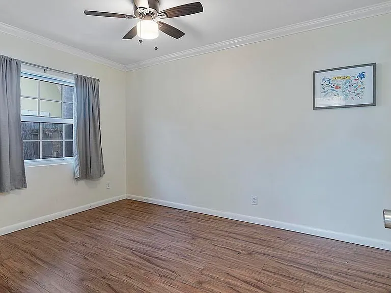 802 N J St — Photo 10