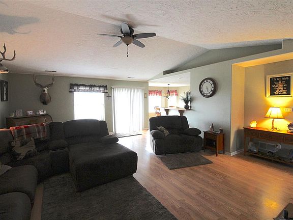 4th image of 4101 Janice Ct