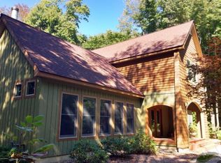 13826 Peach St, Three Oaks, MI 49128