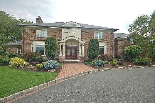 1st image of 5 Rickland Dr