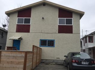 323 N 105th St #2, Seattle, WA 98133