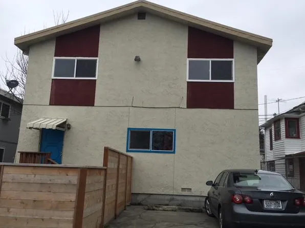 323 N 105th St, Seattle, WA 98133