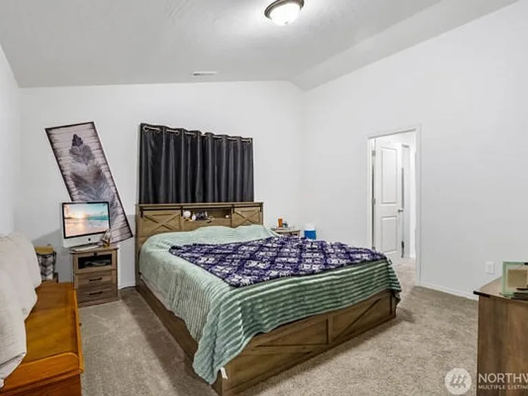 1120 W Aspen Rd — Photo 14