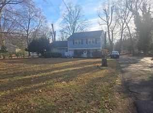 367 W Upper Ferry Rd, Ewing, NJ 08628