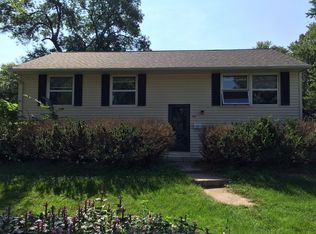 241 2nd Ave N, Bayport, MN 55003