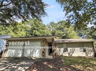 8572 Glenwoods Dr, Riverdale, GA 30274