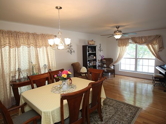 4th image of 1501 Westwind Estates Dr