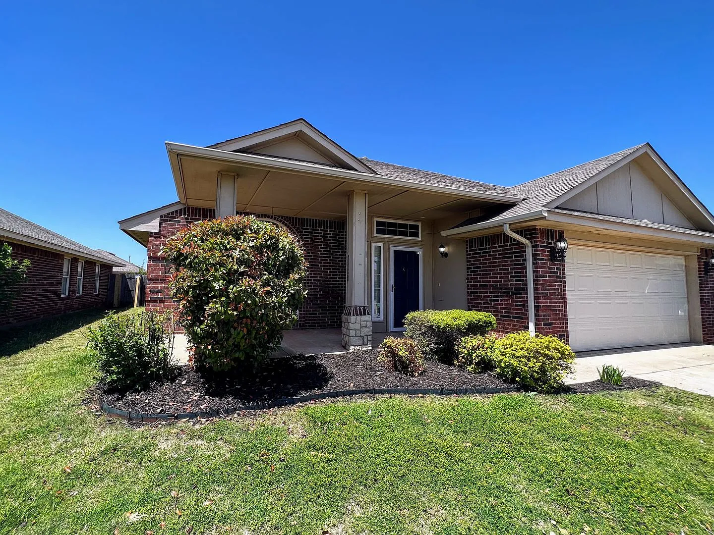 Wonderful Rental Home in Sycamore Creek! — Photo 1