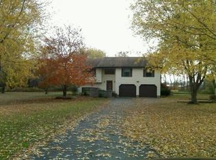 2586 Lake Rd, Hilton, NY 14468