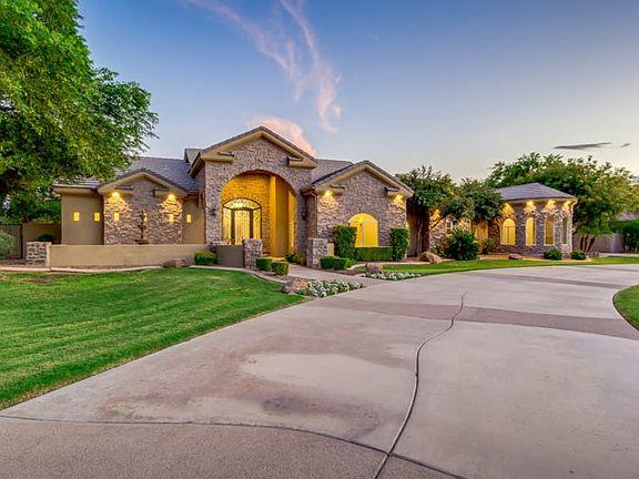 3rd image of 2677 E Haymore Ct